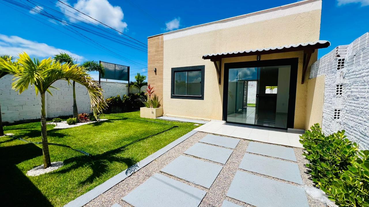 Entrada Esquerda - Casa Modelo